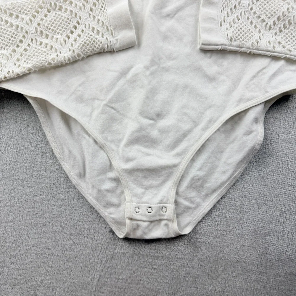 Free People Intimately Women's M/L Crochet Sleeve Mock Neck‎ Bodysuit White